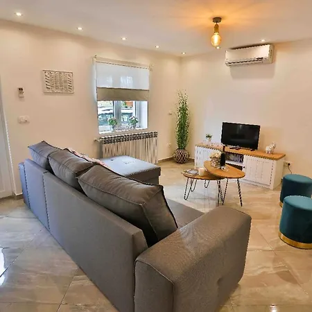 Mare Vitae Apartment *